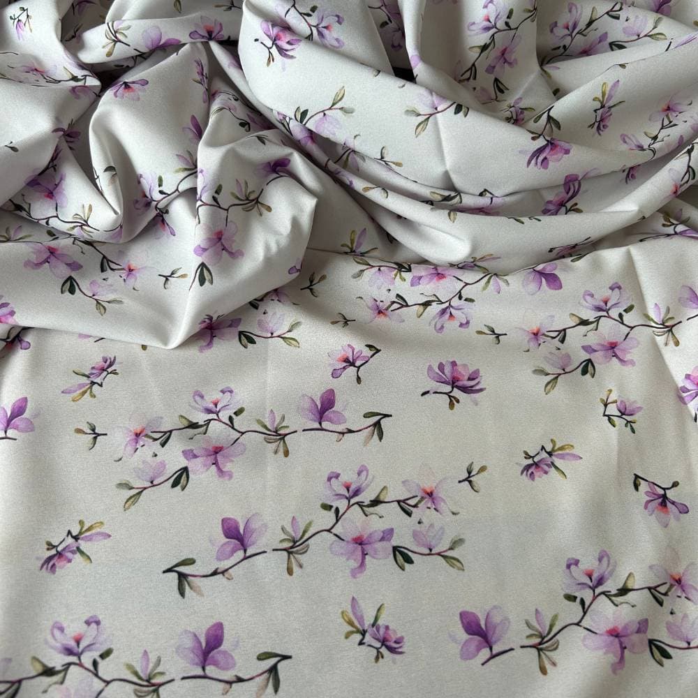 Tecido Estampado Viscoseda Flores Lavanda - Atacado