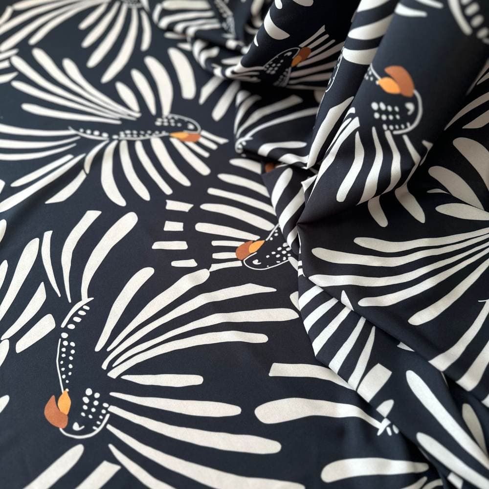 Tecido Estampado Viscoseda Araríssima Preto