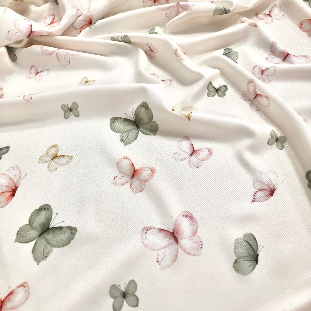 Tecido Estampado Viscoseda Borboletas Delicadas