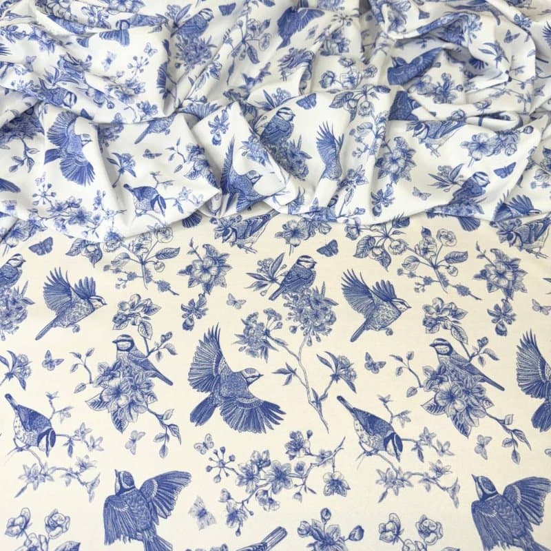 Tecido Estampado Viscoseda Azul Flores