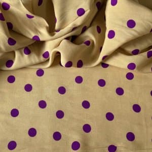 Tecido Estampado 100% Viscose - POA Amarelo Manteiga e Roxo LIVE