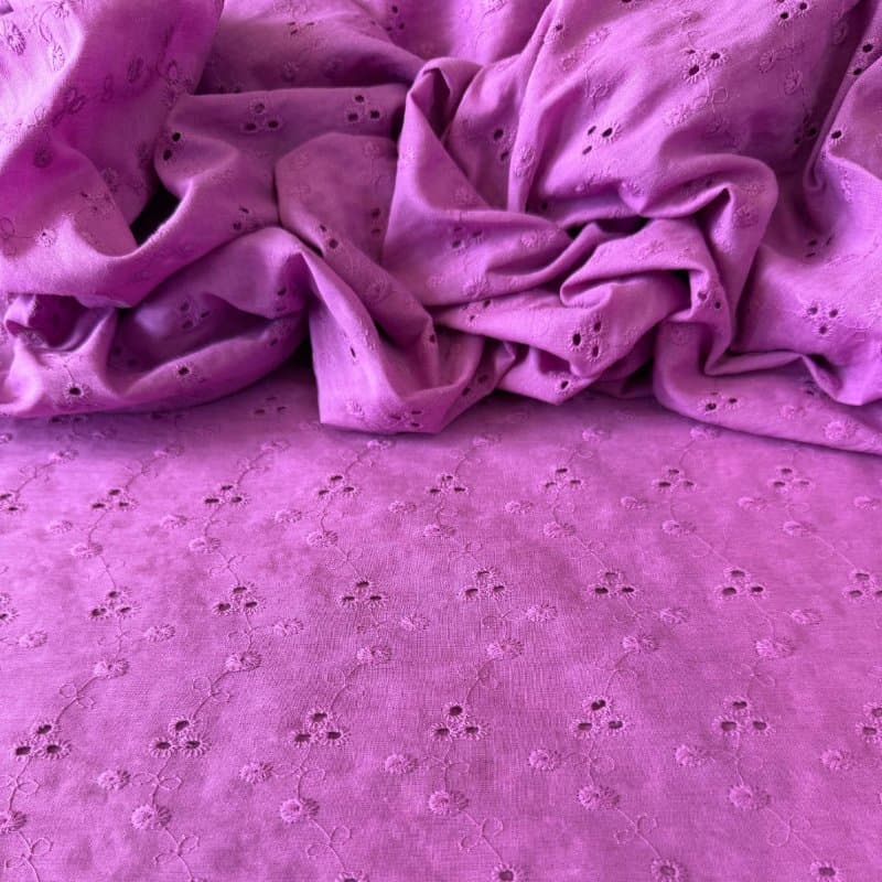 Tecido Laise de Algodão Bordado - Liberty Roxo