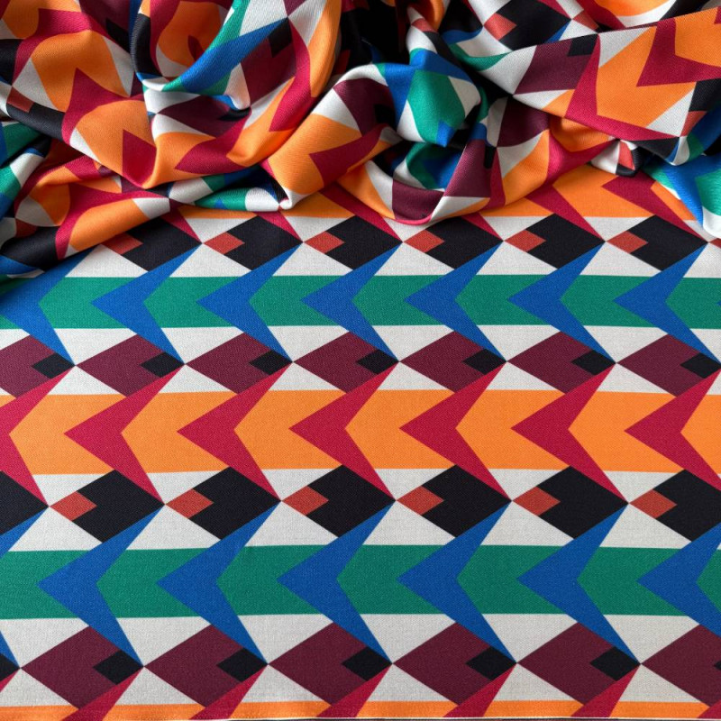 Tecido Estampado Crepe Elise - Setas Coloridas