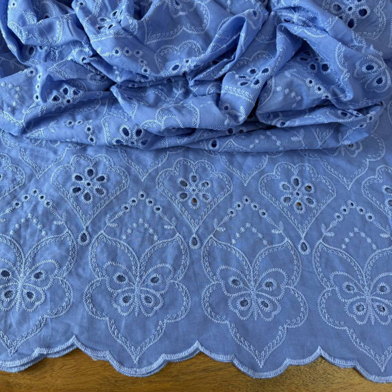 Tecido Lese de Algodão Bordado - Borboletas Azul Bebê