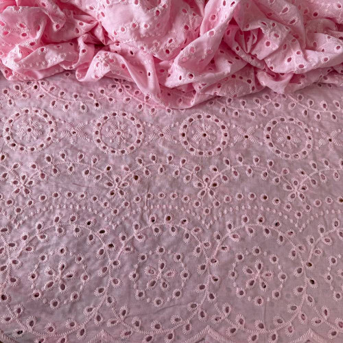 Tecido Lese de Algodão Bordado - Rosa Bebê