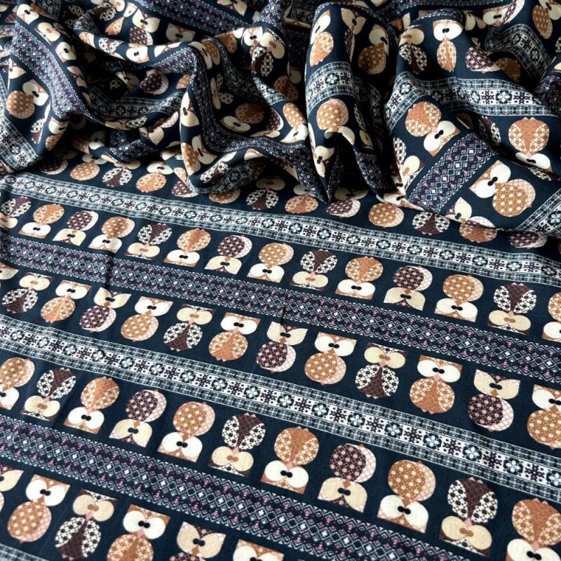 Tecido Estampado 100% Viscose - Corujas Românticas Tecido Estampado 100% Viscose - Corujas Românticas