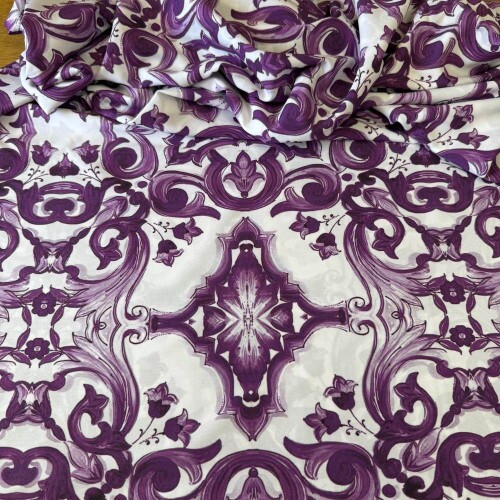 Tecido Estampado Viscoseda Azulejos Portugueses Roxo - atacado