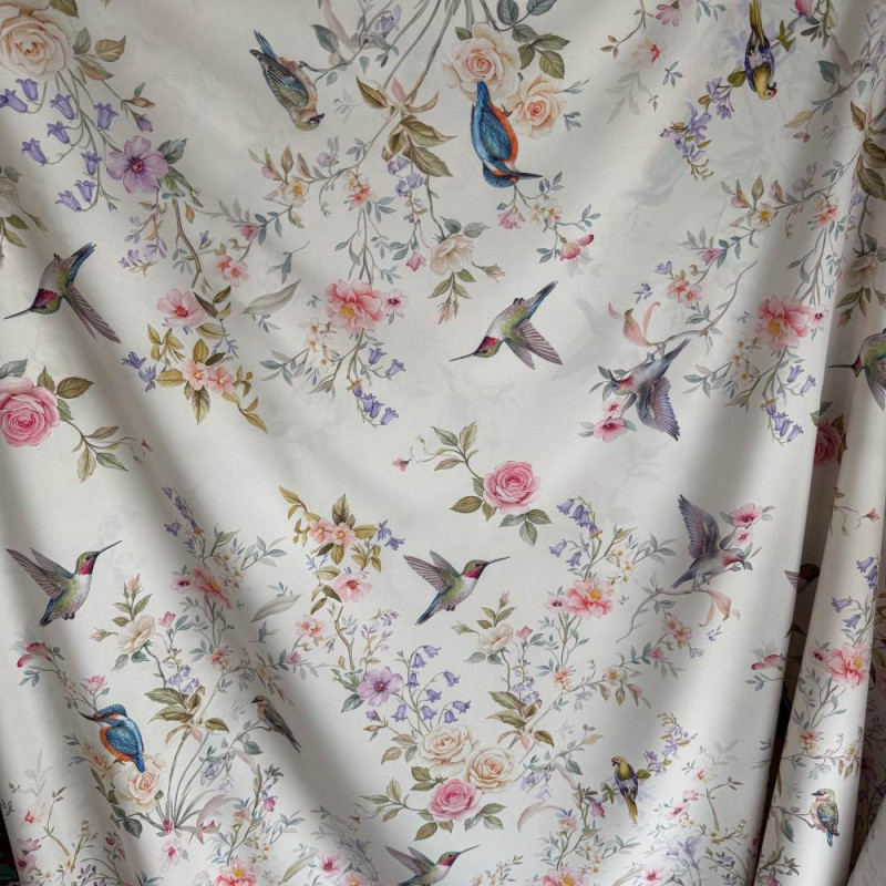 Tecido Estampado Viscoseda Beija Flor Floral