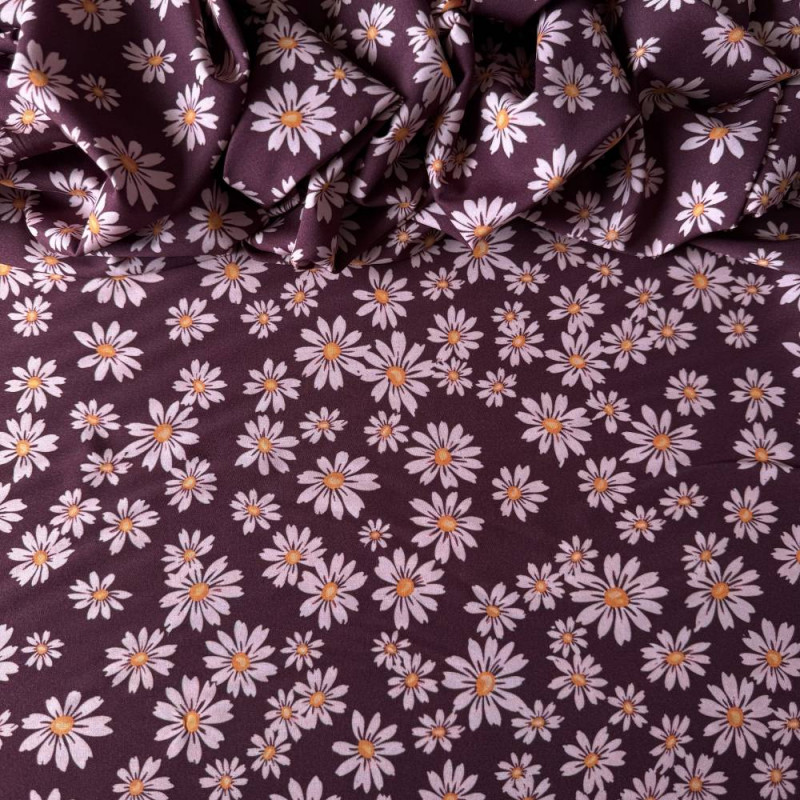 Tecido Estampado Viscoseda - Floral Margaridas Vinho - Atacado