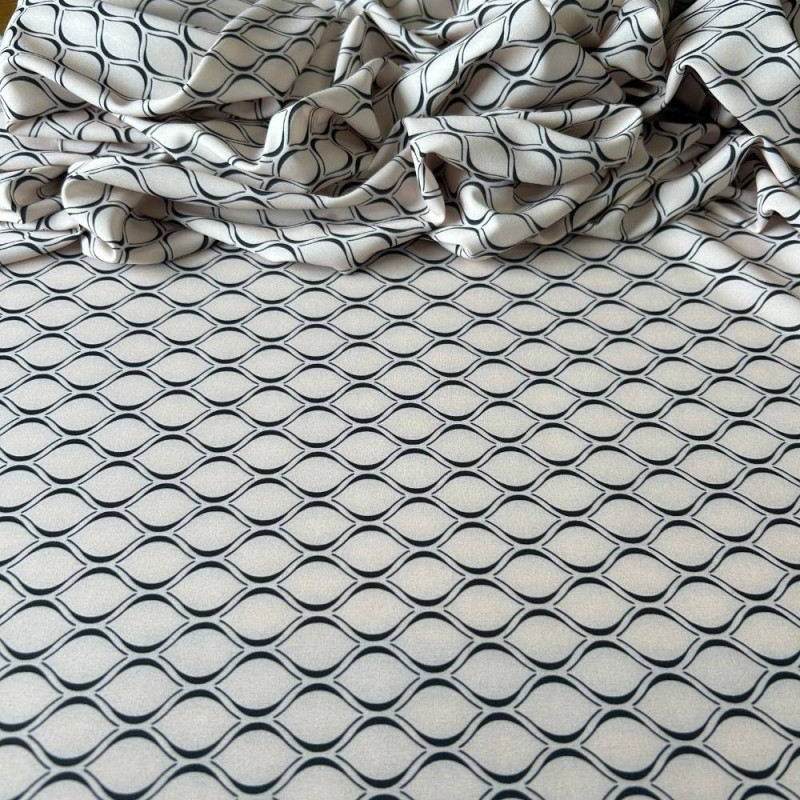 Tecido Estampado Viscoseda Padrão Geométrico Creme