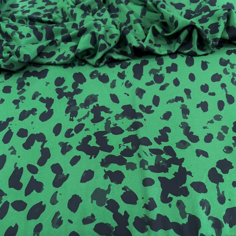 Tecido Estampado Viscoseda animal print verde - Atacado