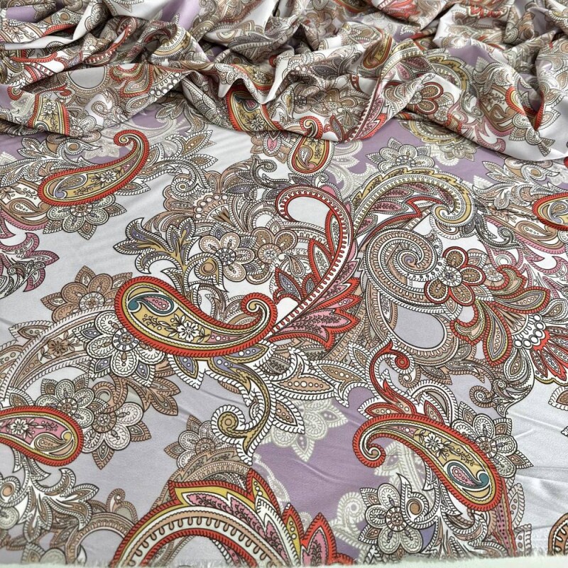 Tecido Estampado Viscoseda caxemira lilas - Atacado
