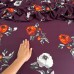 Tecido Estampado Viscoseda floral roxo - Atacado