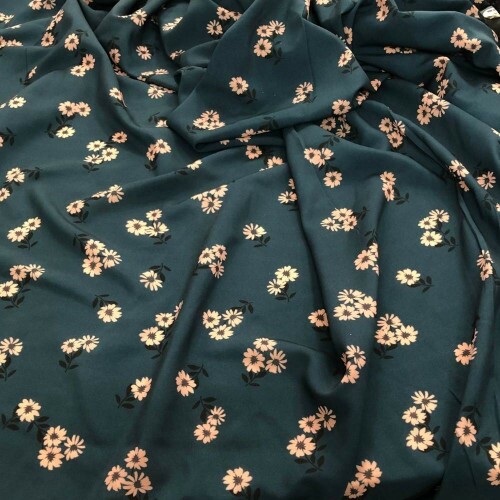 Tecido Estampado Viscoseda flores noturna - Atacado