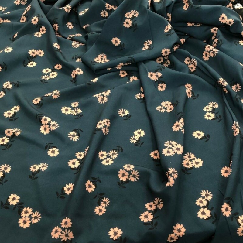 Tecido Estampado Viscoseda flores noturna - Atacado