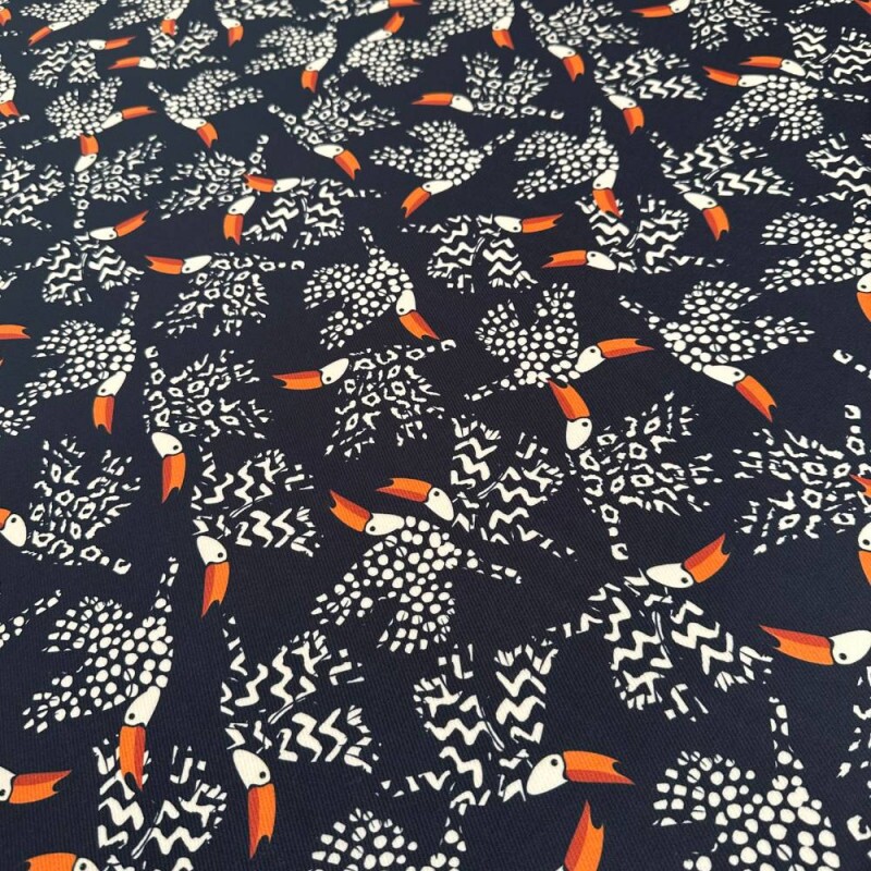 Tecido Estampado Crepe Evolve tucanos pequenos 