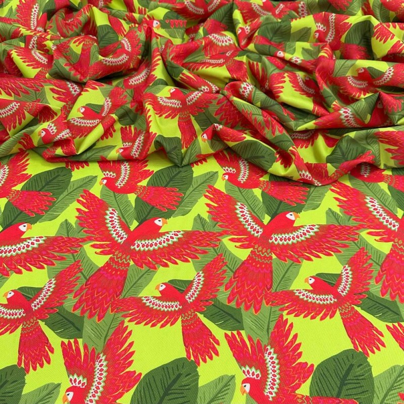 Tecido Estampado Crepe Evolve araras soltas 2