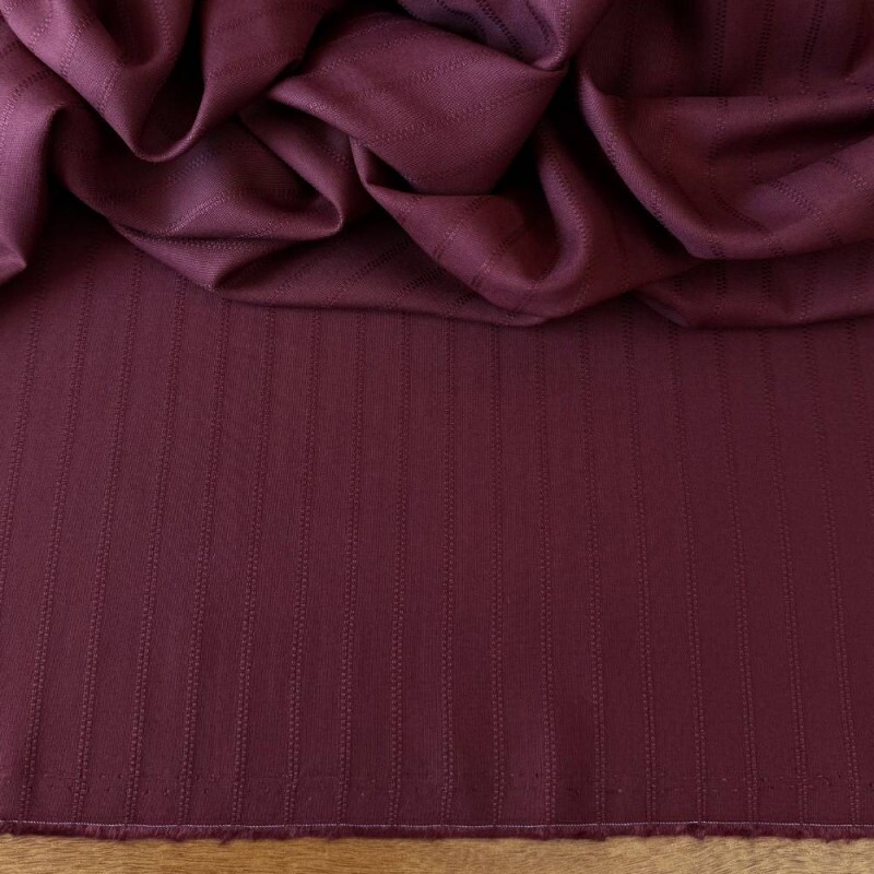  Tecido Viscose Supreme Bordado Vinho Escuro